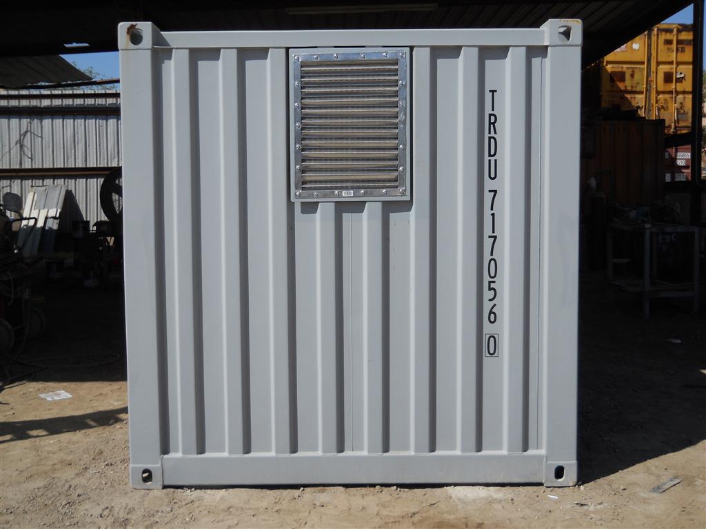 10 ft Container with a vent