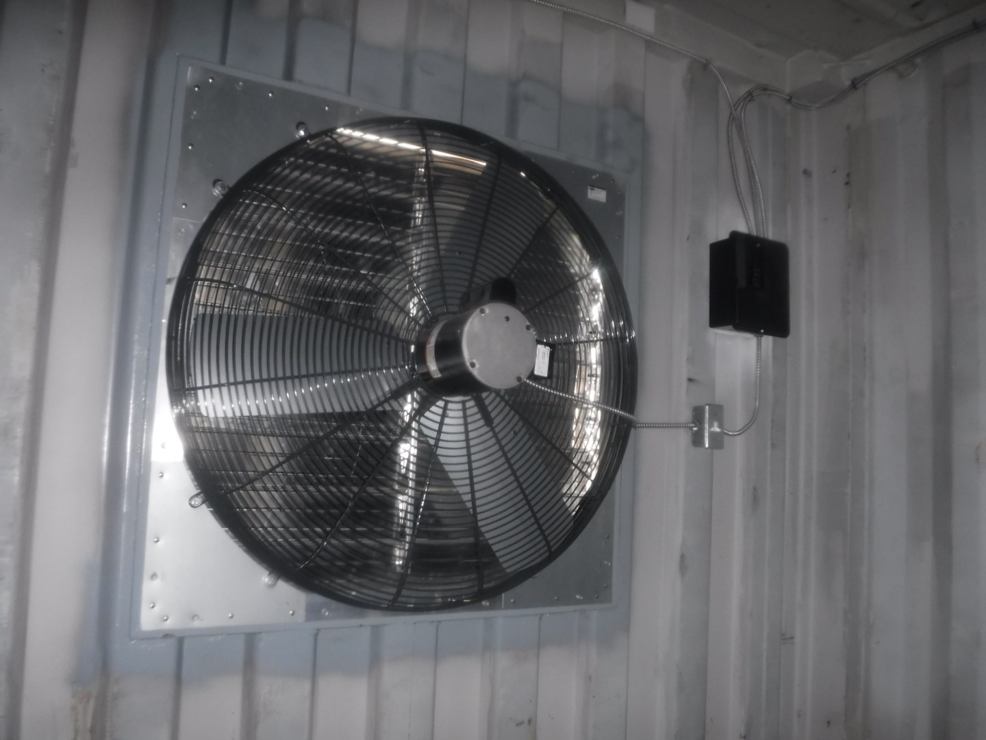 temperature controlled containers fan